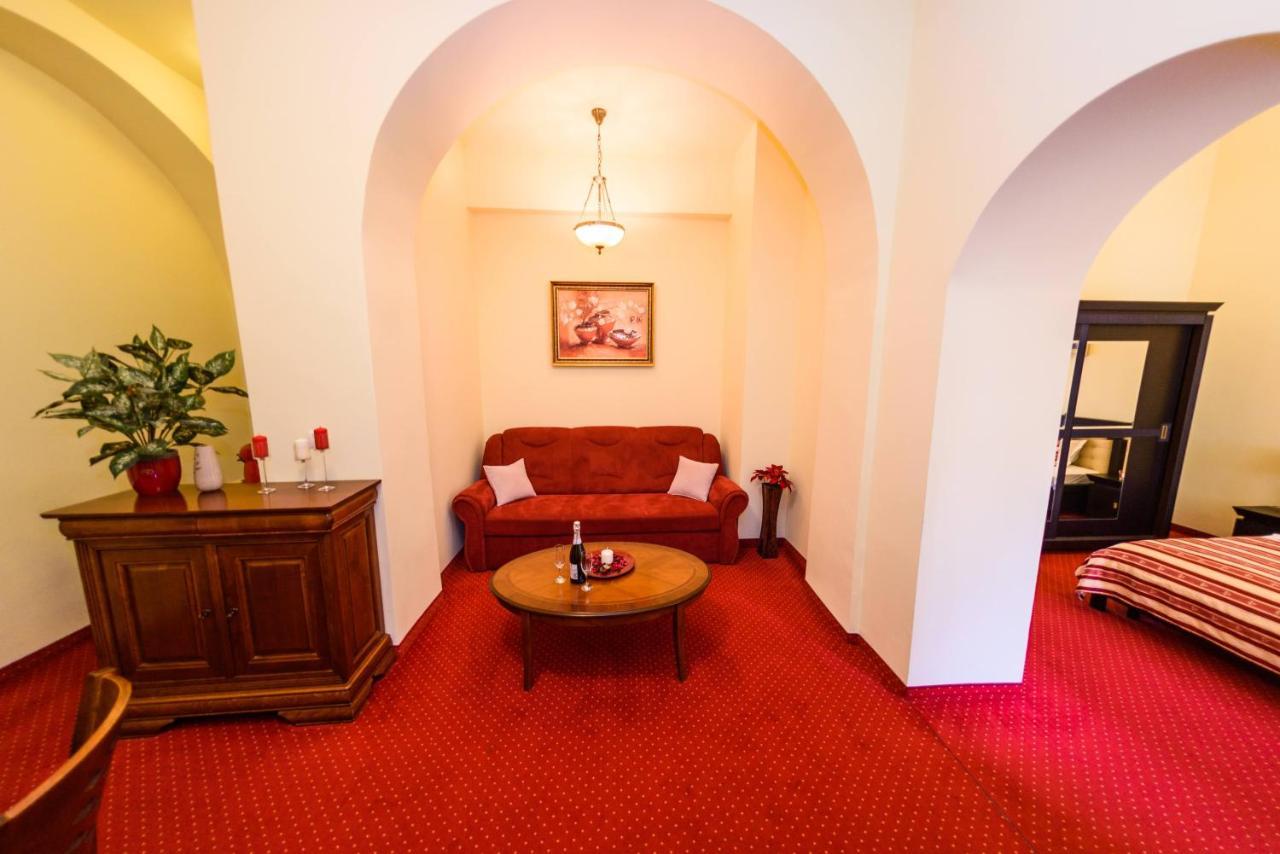 Apartament Baroc Timişoara Exteriör bild