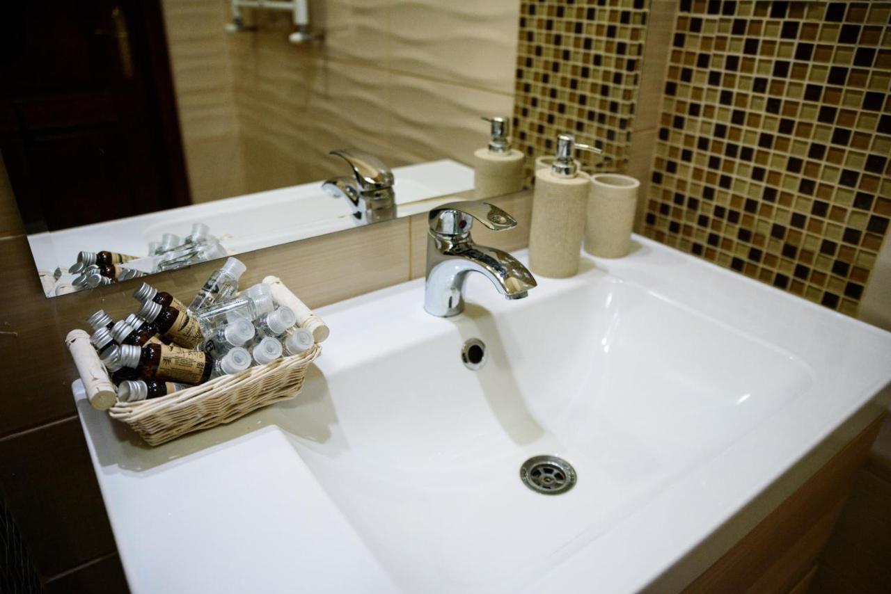 Apartament Baroc Timişoara Exteriör bild